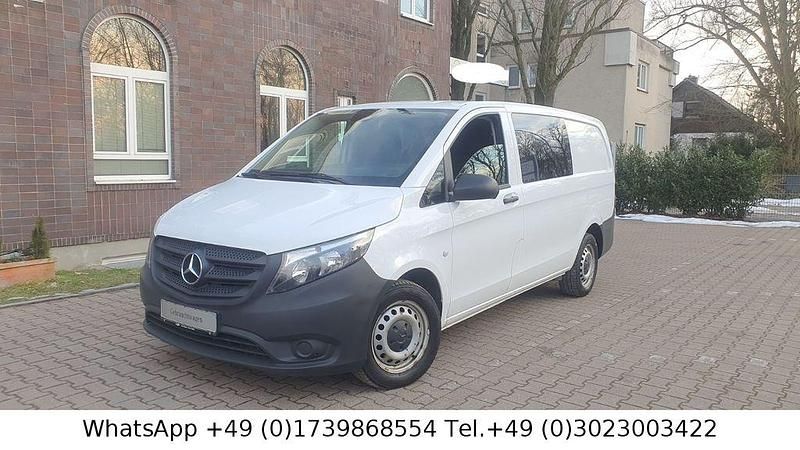 Weiß Gebraucht 2021 Mercedes Vito Van / Kleinbus | 19.900 € (Etwas zu teuer) - Bild 1/4