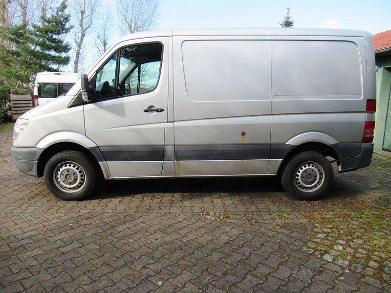 Gebraucht Mercedes Sprinter 129 PS (94 kW) 2008 Silber Van