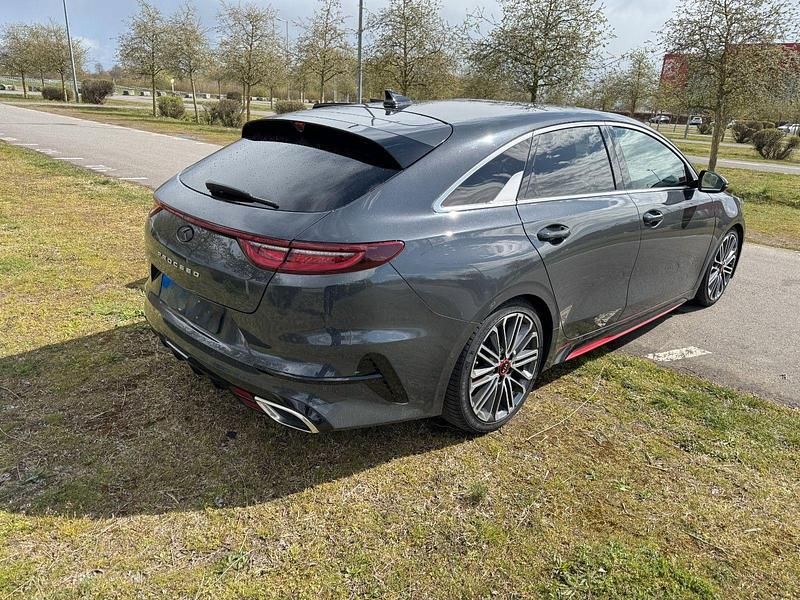 Gebraucht Kia ProCeed GT 204 PS (150 kW) 2019 Grau Kombi