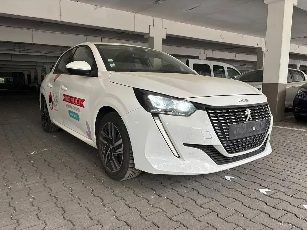 Gebraucht Peugeot 208 Allure 101 PS (74 kW) 2020 Weiß Kleinwagen