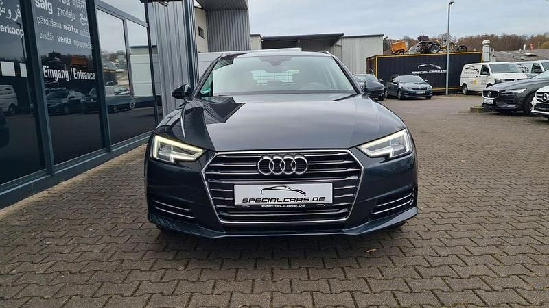 Gebraucht Audi A4 Design 190 PS (139 kW) 2016 Grau Kombi