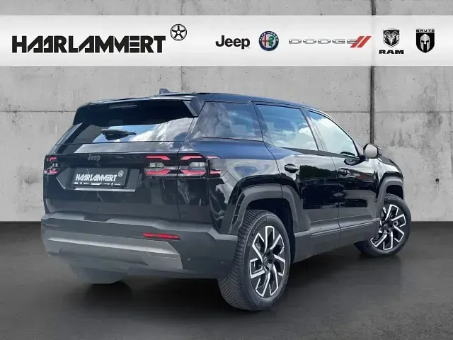 Neu Jeep Compass Altitude 156 kW (213 PS) 2026 Schwarz SUV