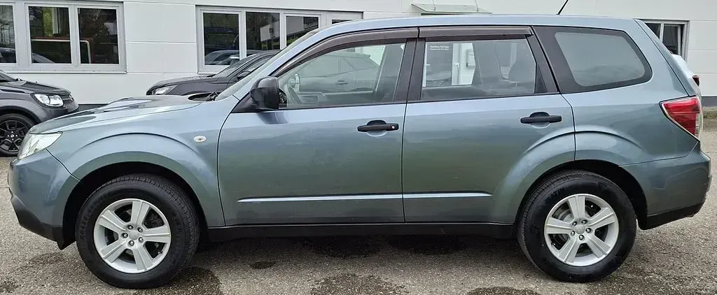 Gebraucht Subaru Forester Active 147 PS (108 kW) 2011 Grün SUV