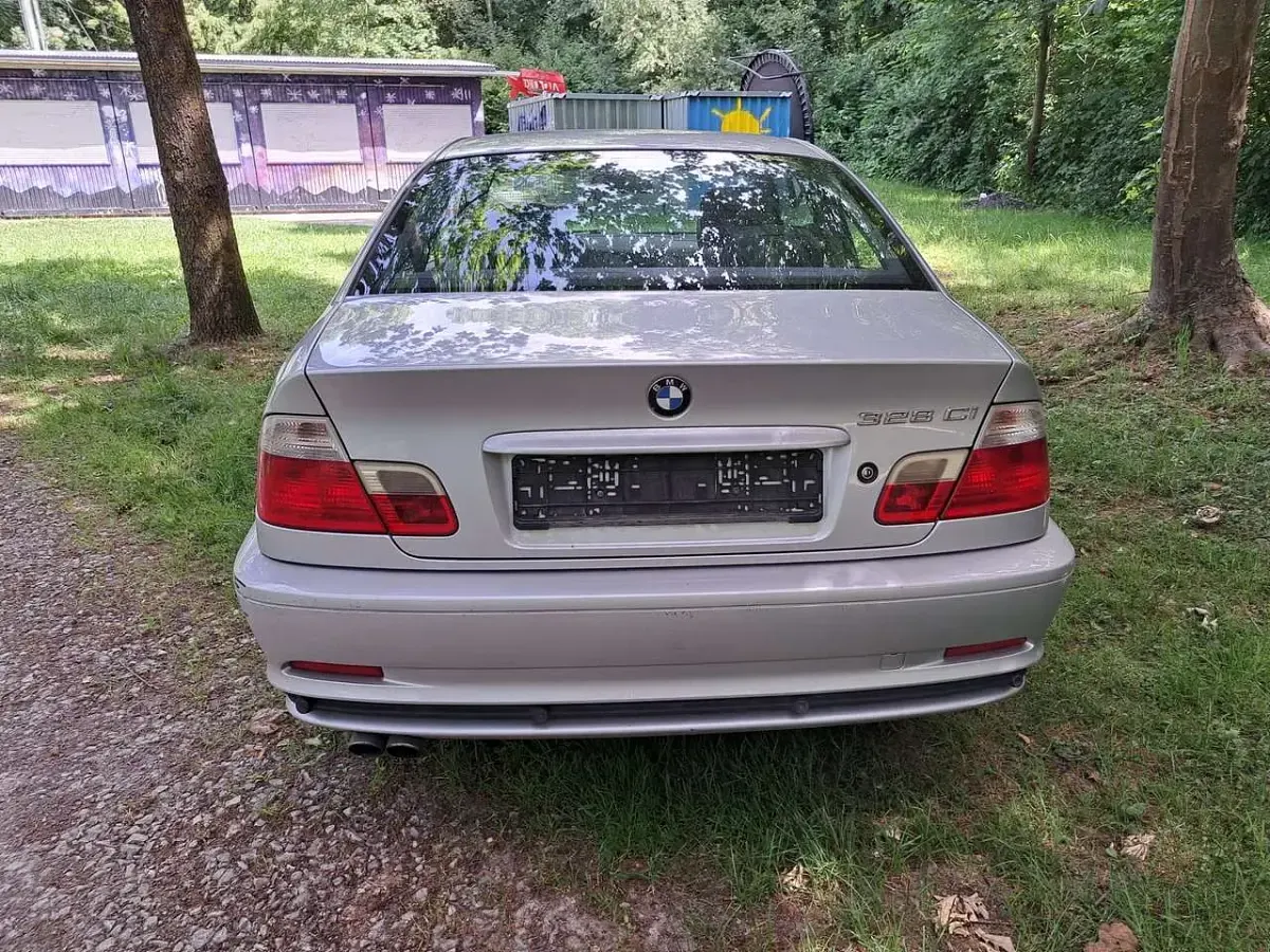 Gebraucht BMW 328 193 PS (141 kW) 1999 Grau Coupé