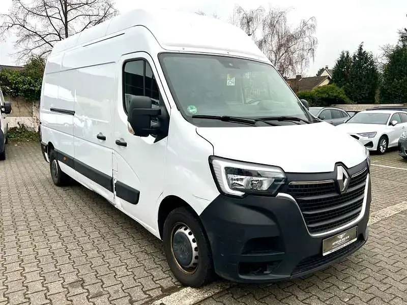 Używany Renault Master 150 KM (110 kW) 2022 Biały Minivan