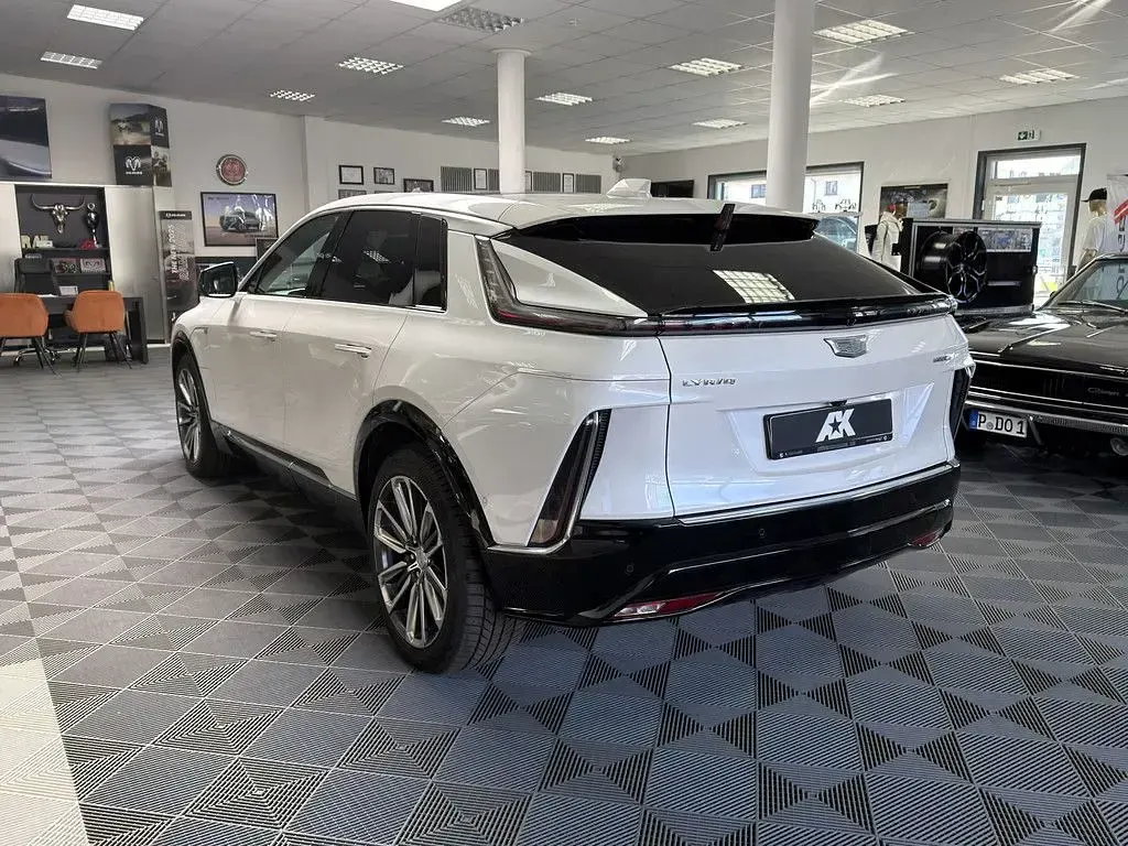 Gebraucht Cadillac LYRIQ 388 kW (528 PS) 2024 Weiß SUV