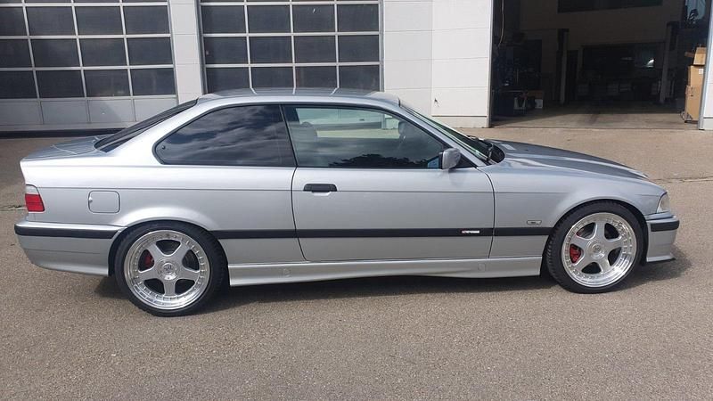 Gebraucht BMW 328 193 PS (141 kW) 1998 Silber Coupé