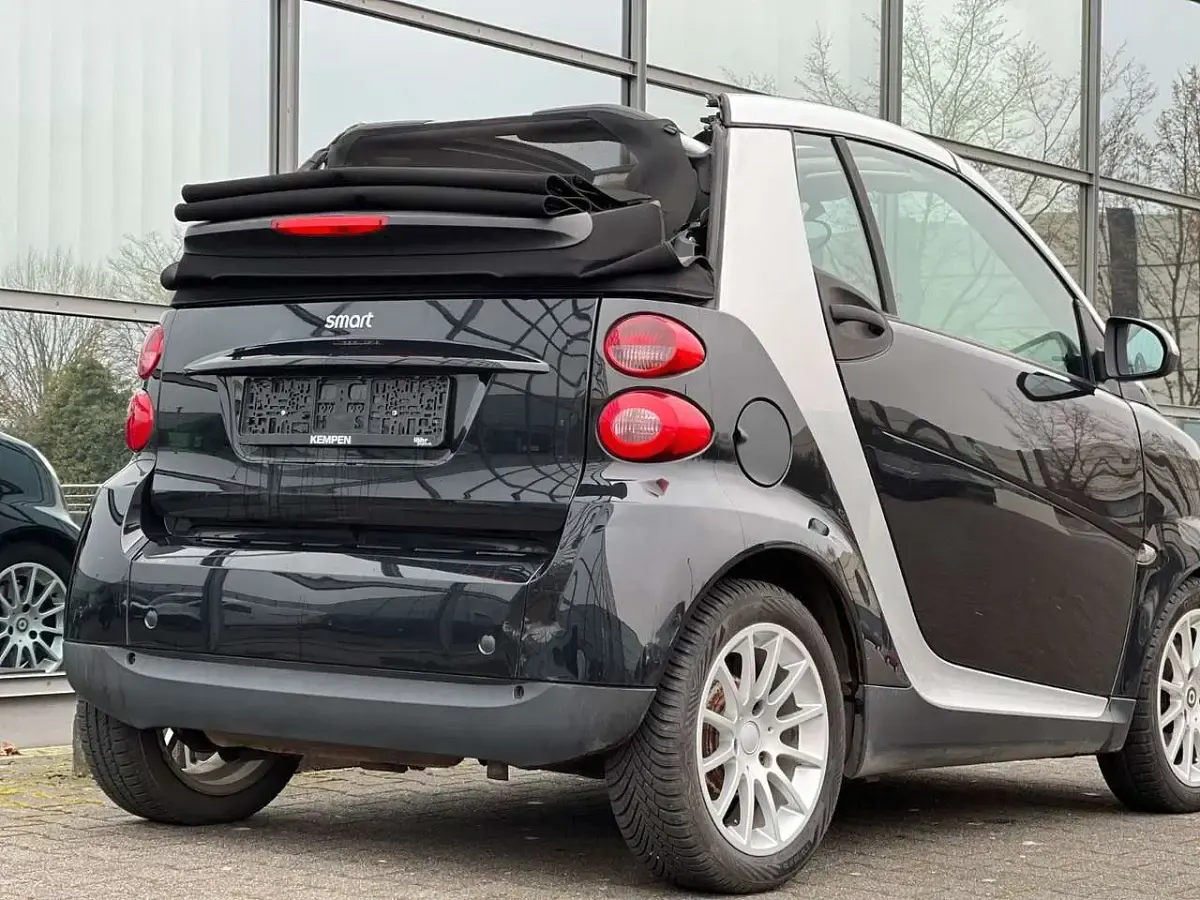 Gebraucht Smart ForTwo Cabrio 71 PS (52 kW) 2007 Schwarz Cabrio