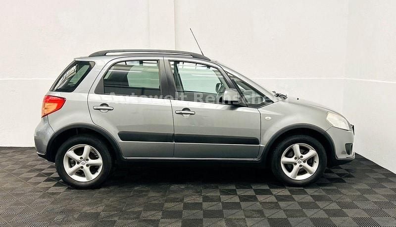 Gebraucht Suzuki SX4 107 PS (78 kW) 2006 Grau Kleinwagen