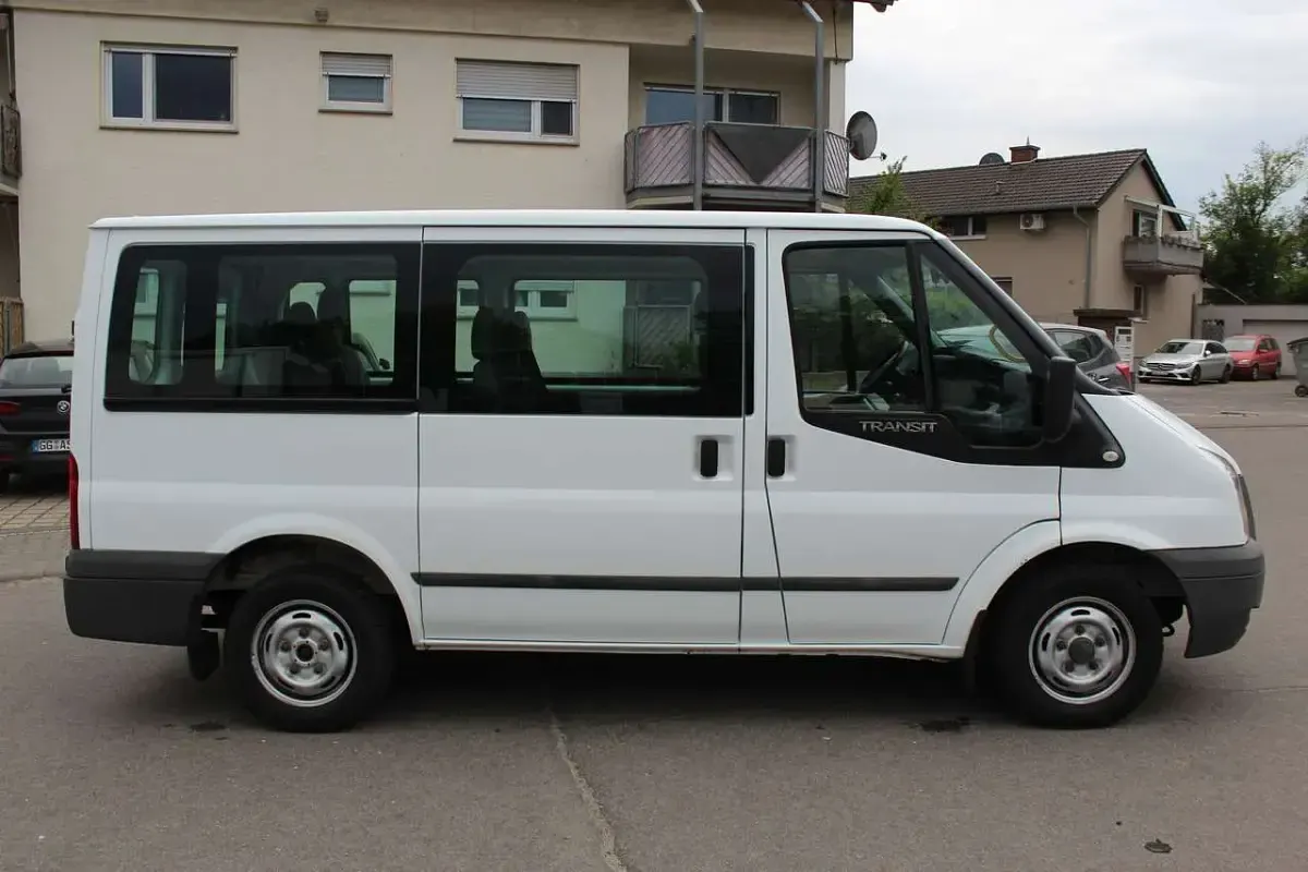 Używany Ford Transit 101 KM (74 kW) 2012 Biały Minivan