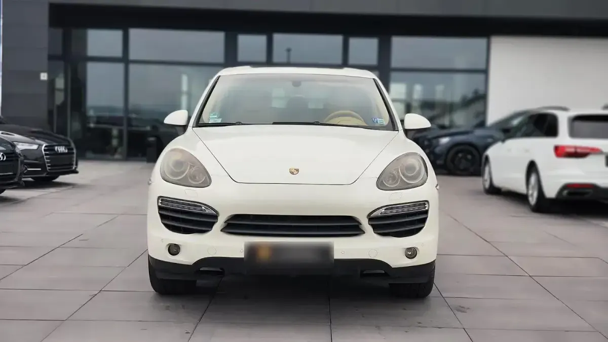 Gebraucht Porsche Cayenne S E-Hybrid 46 PS (33 kW) 2011 Beige SUV