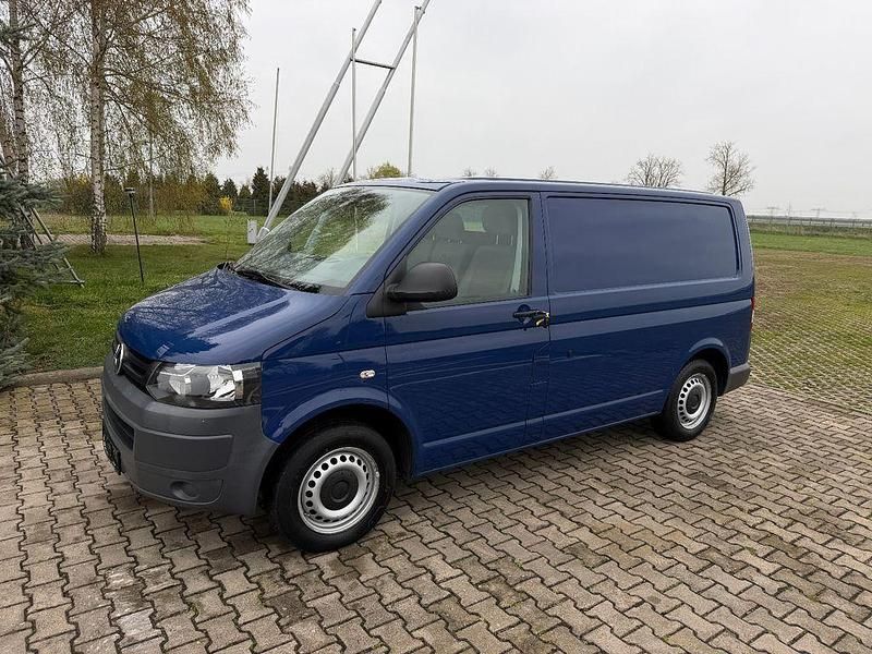 Gebraucht VW T5 140 PS (102 kW) 2011 Blau Van