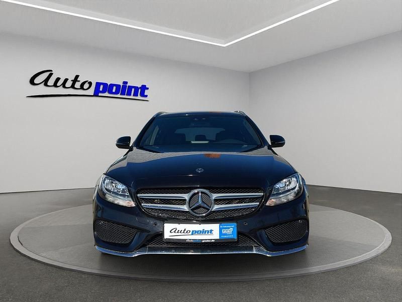 Gebraucht Mercedes C220 AMG line 170 PS (125 kW) 2018 Schwarz Kombi