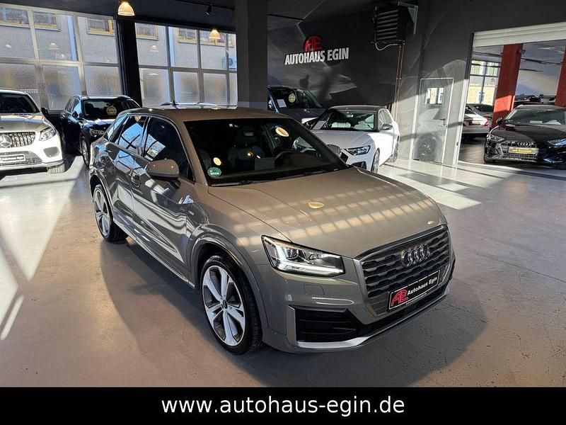 Gebraucht Audi Q2 S-Line 150 PS (110 kW) 2020 Grau SUV