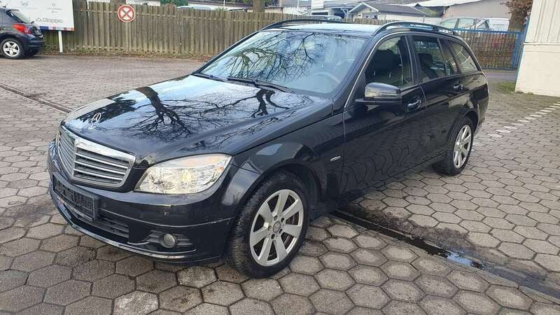 Obsidianschwarz metalliclack Gebraucht 2011 Mercedes C220 Kombi | 5.300 € (Superpreis) - Bild 1/4
