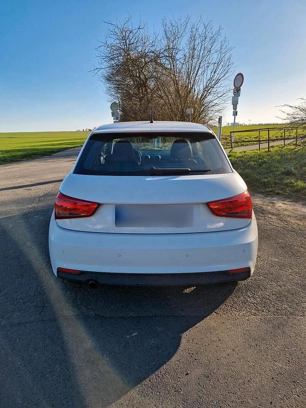 Second-hand Audi A1 82 CP (60 kW) 2017 Alb Hatchback