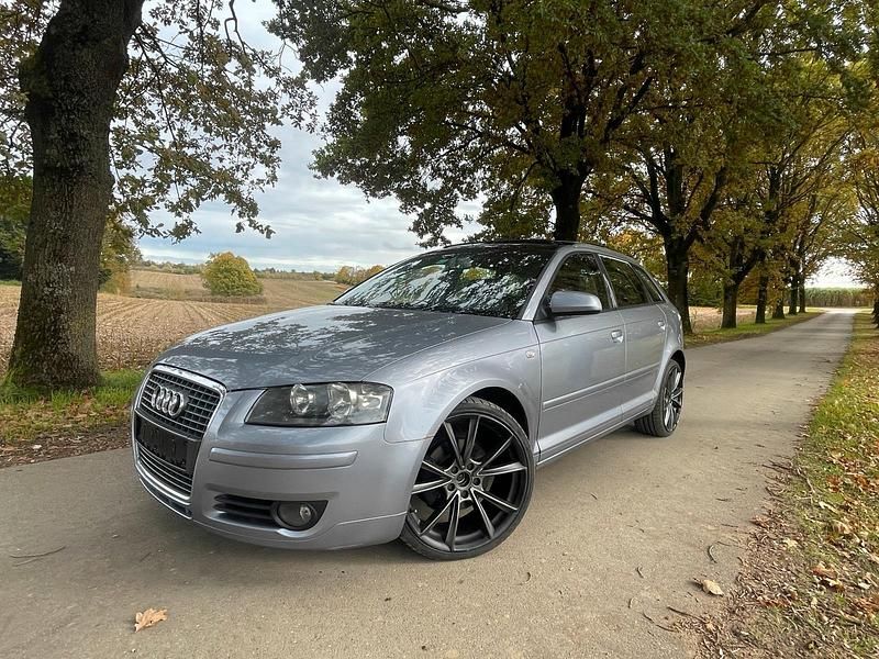 Silber Gebraucht 2005 Audi A3 Sport Kombi | 3.650 € (Fairer Preis) - Bild 1/4