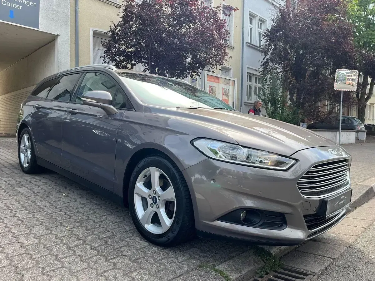 Gebraucht Ford Mondeo 150 PS (110 kW) 2015 Braun Kombi