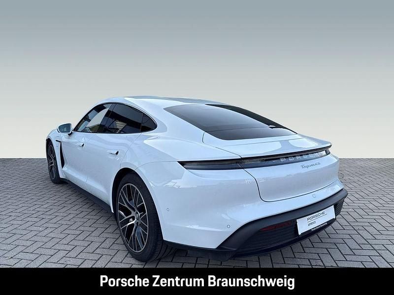 Second-hand Porsche Taycan 4S 419 kW (571 CP) 2020 Alb Berlinǎ