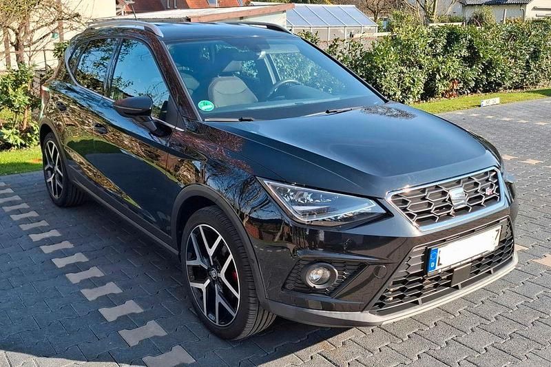 Second-hand Seat Arona Beats 150 CP (110 kW) 2021 Negru SUV