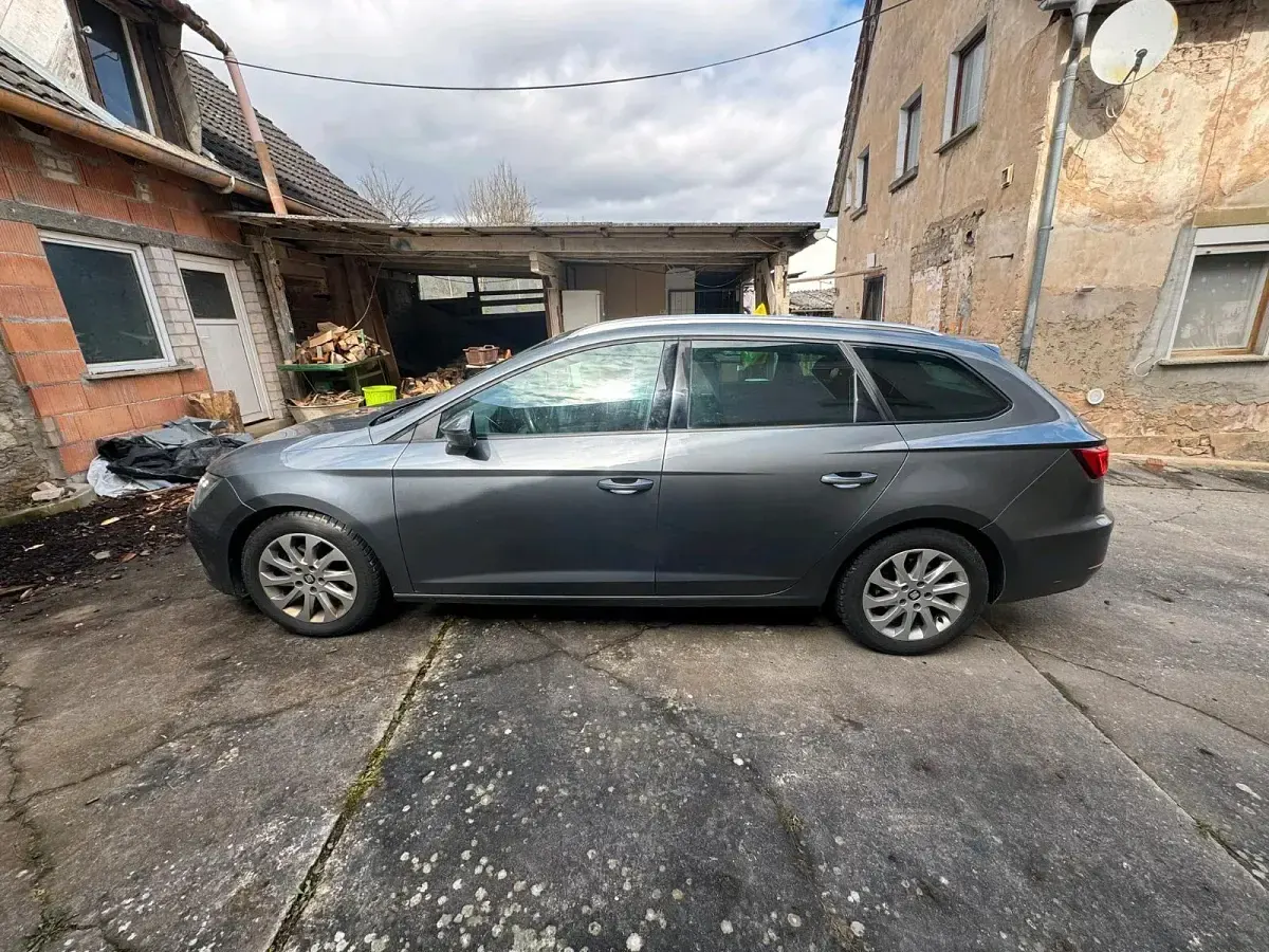 Gebraucht Seat Leon ST FR 150 PS (110 kW) 2017 Grau Kombi