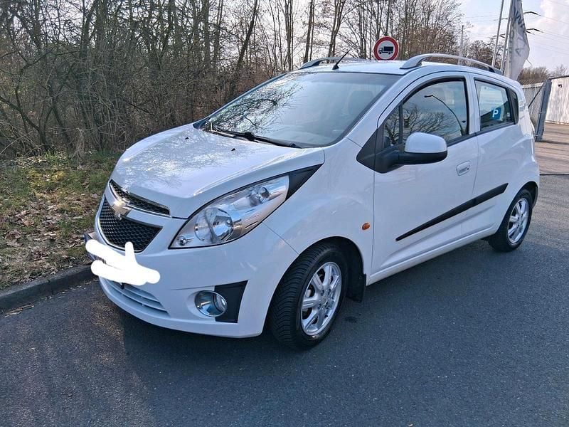 Gebraucht Chevrolet Spark LS 84 PS (61 kW) 2011 Weiß Kleinwagen