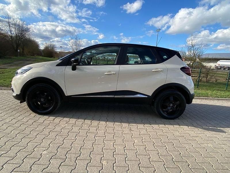 Gebraucht Renault Captur Experience 90 PS (66 kW) 2017 Beige SUV