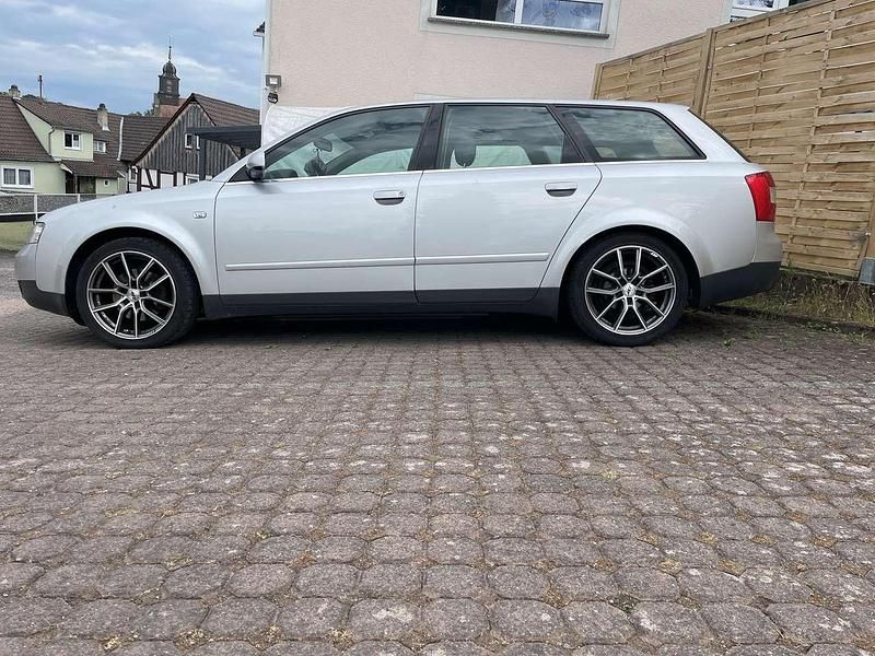 Gebraucht Audi A4 150 PS (110 kW) 2002 Silber Kombi
