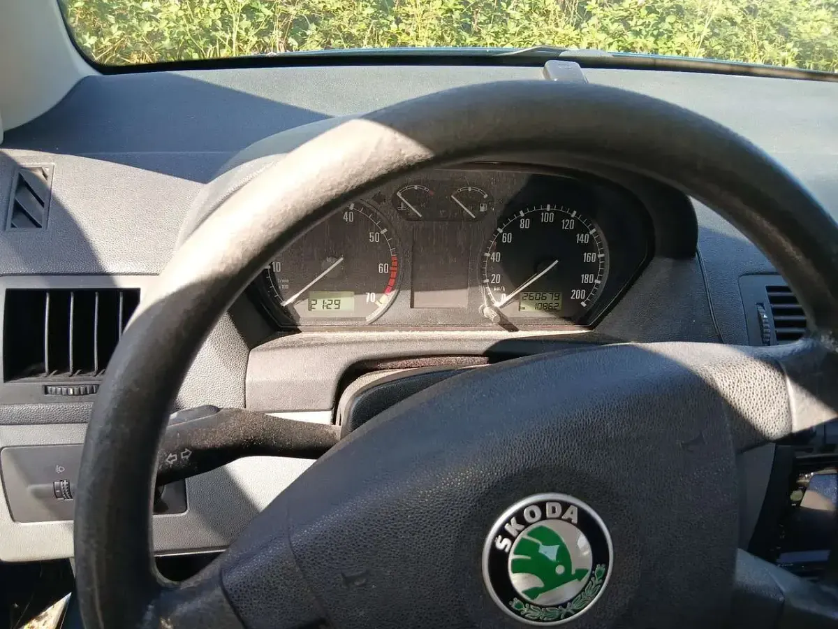 Gebraucht Skoda Fabia Comfort 75 PS (55 kW) 2003 Limousine