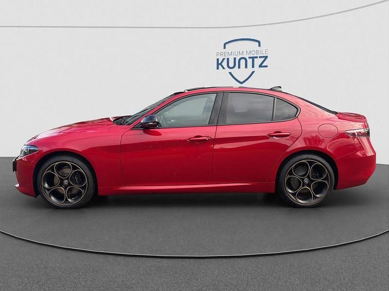 Gebraucht Alfa Romeo Giulia 280 PS (205 kW) 2025 Rot Limousine