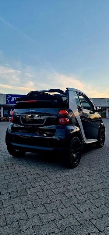 Gebraucht Smart ForTwo Cabrio 84 PS (61 kW) 2009 Schwarz Cabrio