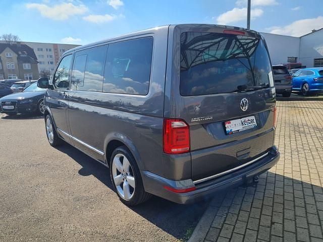 Second-hand VW Multivan 204 CP (150 kW) 2017 Gri Monovolum