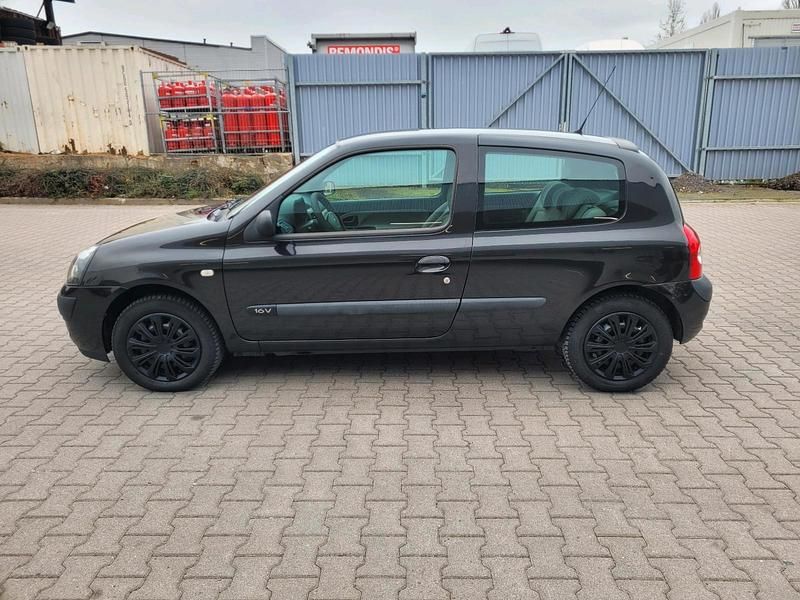 Gebraucht Renault Clio II 75 PS (55 kW) 2005 Schwarz Kleinwagen