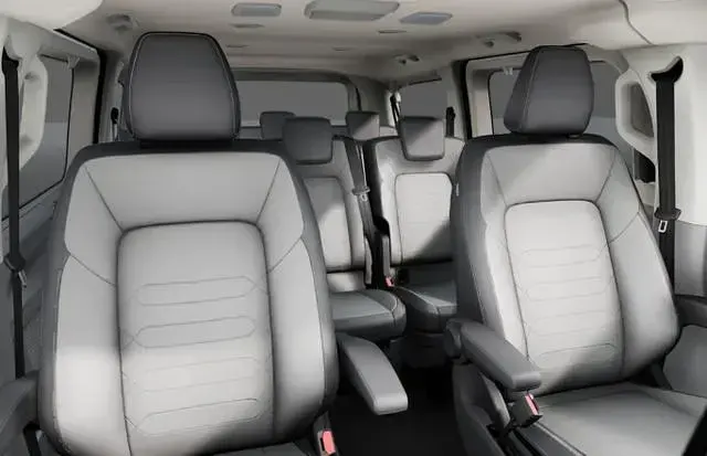 Neu VW Caravelle Style 150 PS (110 kW) 2026 Stone grey stone grey Van