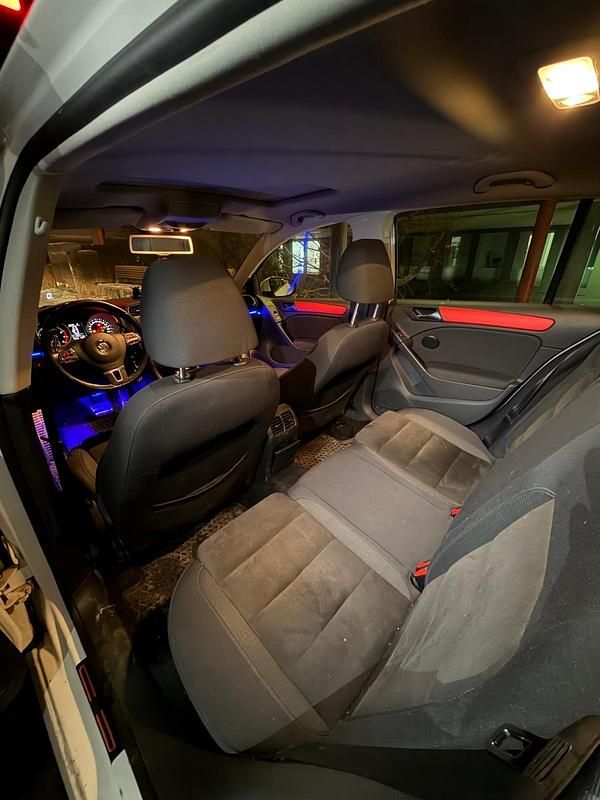 Gebraucht VW Golf VI 160 PS (117 kW) 2009 Weiß Kleinwagen