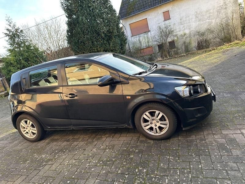 Occasion Chevrolet Aveo LT 101 ch (74 kW) 2012 Noir Citadine
