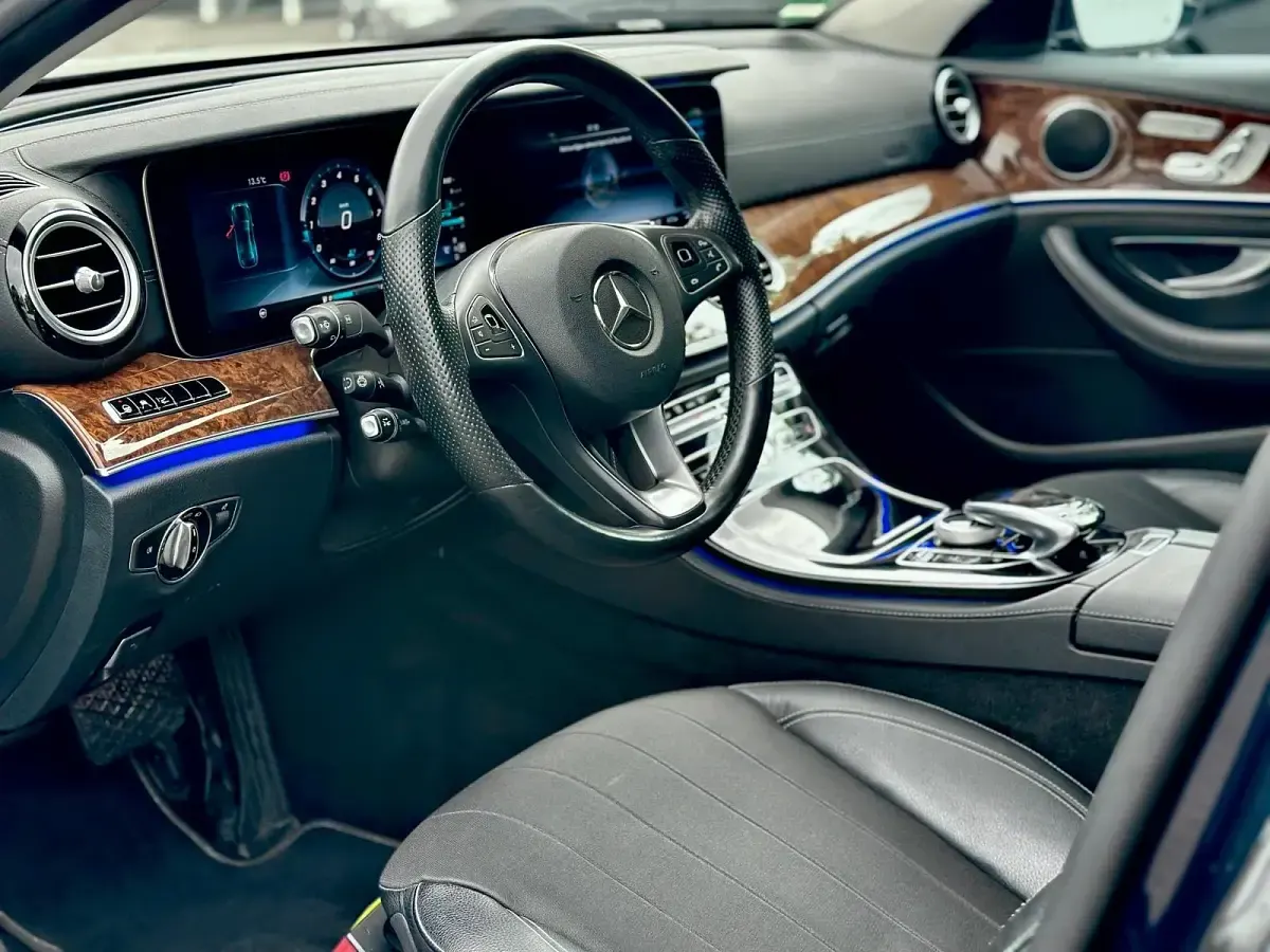 Brugt Mercedes E200 184 HK (135 kW) 2017 Grøn Sedan