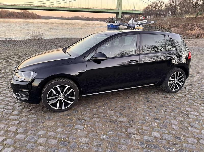 Gebraucht VW Golf VII Cup 150 PS (110 kW) 2015 Schwarz Kleinwagen