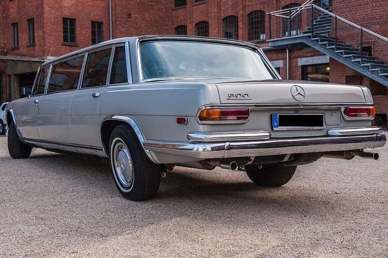 Gebraucht Mercedes 600 250 PS (183 kW) 1970 Silber Limousine