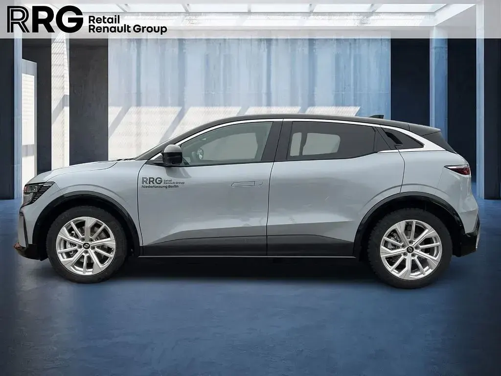 Gebraucht Renault Megane E-Tech Komfort 55 kW (75 PS) 2025 Rafalgrau metallic, black pea Limousine