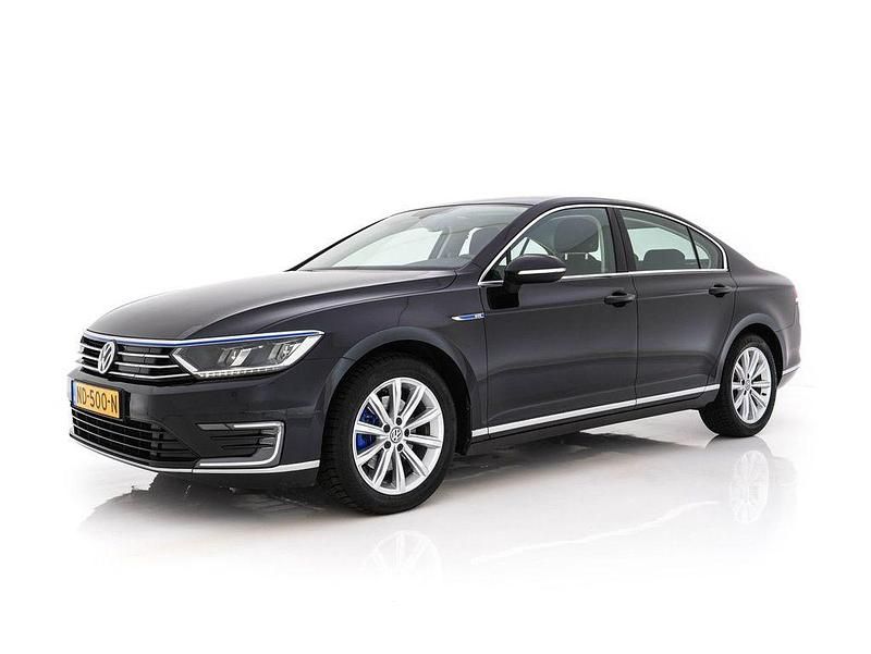Gebraucht VW Passat GTE 218 PS (160 kW) 2016 Schwarz Limousine