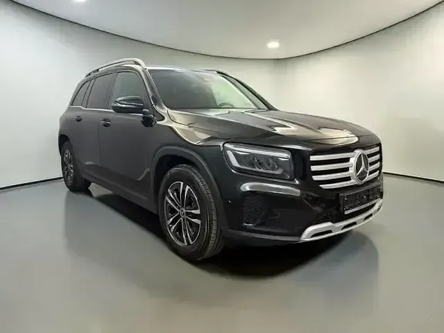 Gebraucht Mercedes GLB200 Advanced 150 PS (110 kW) 2024 Nachtschwarz SUV