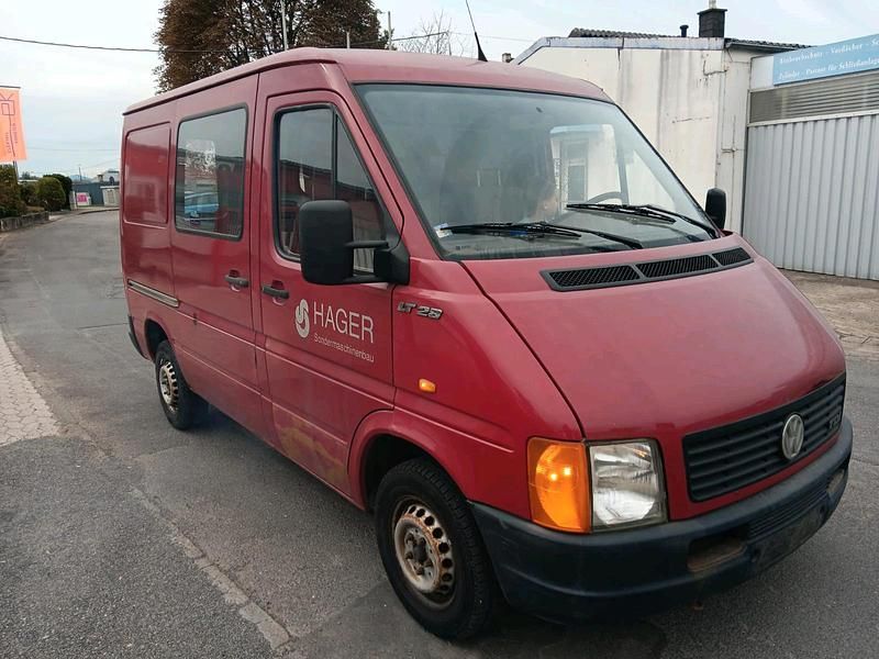 Rot Gebraucht 1998 VW LT Van / Kleinbus | 3.900 € (Superpreis) - Bild 1/4