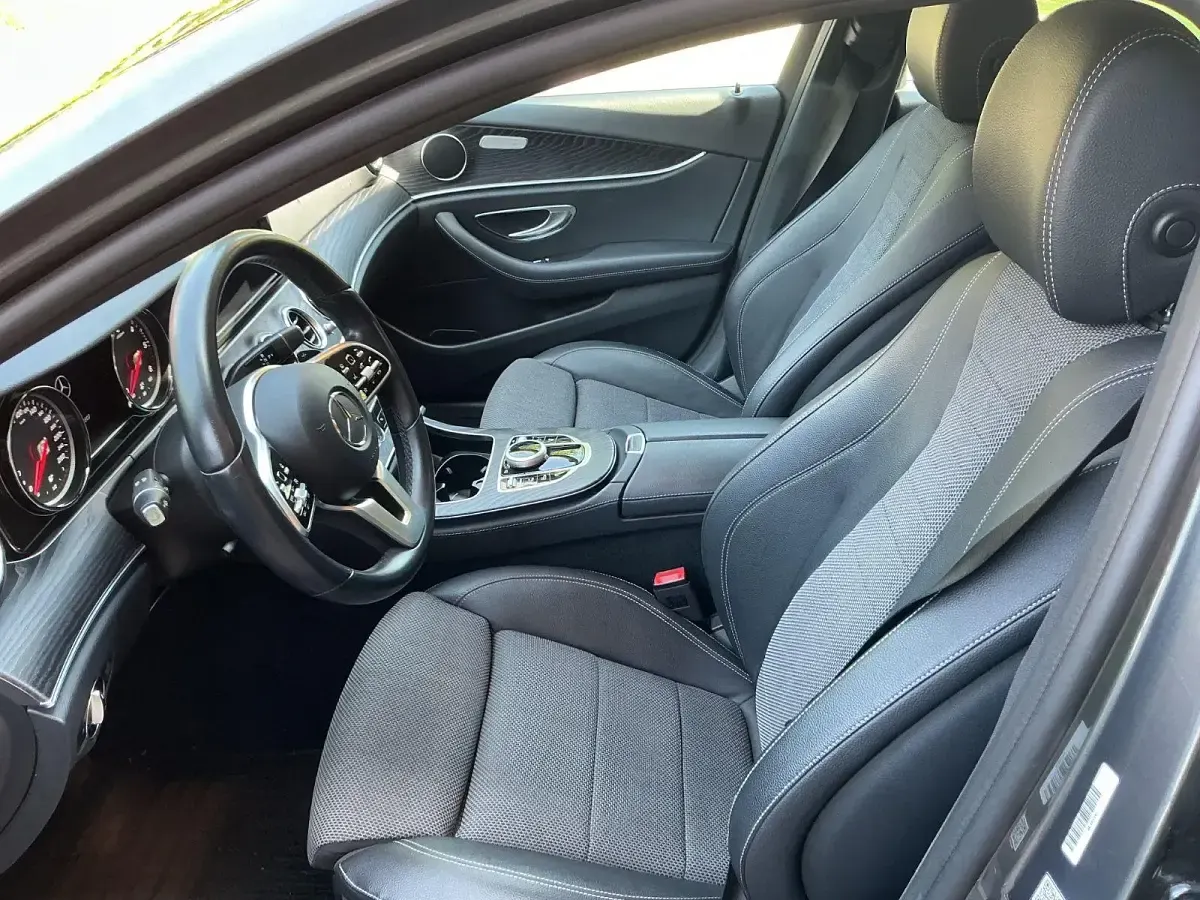 Gebraucht Mercedes E200 160 PS (117 kW) 2019 Grau Kombi