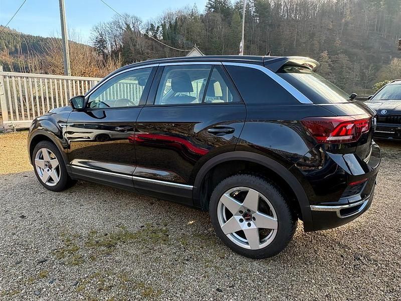 Gebraucht VW T-Roc 116 PS (85 kW) 2018 Schwarz SUV