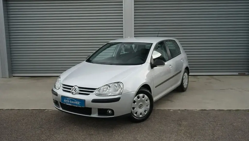 Gebraucht VW Golf IV Trendline 116 PS (85 kW) 2006 Silber Limousine