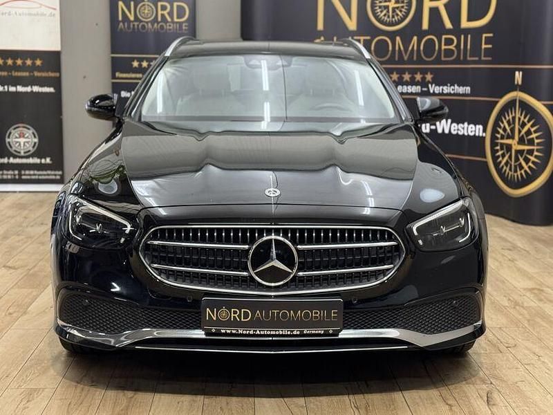 Gebraucht Mercedes E300 Avantgarde 122 PS (89 kW) 2021 Schwarz