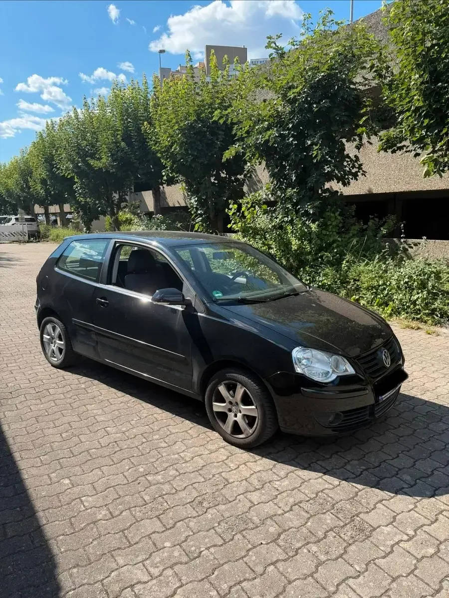 Gebraucht VW Polo 80 PS (58 kW) 2009 Schwarz Kleinwagen