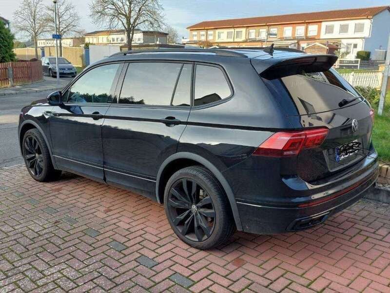 Schwarz Gebraucht 2022 VW Tiguan Allspace R-line SUV | 37.900 € (Superpreis) - Bild 1/1