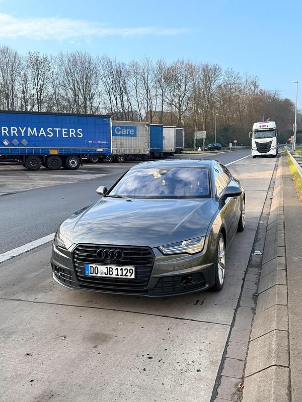 Gebraucht Audi A7 Sportback S-Line 320 PS (235 kW) 2015 Grau Kleinwagen